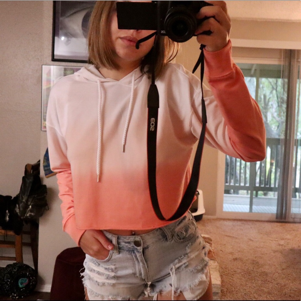 White/pink ombré long sleeve tee with hood